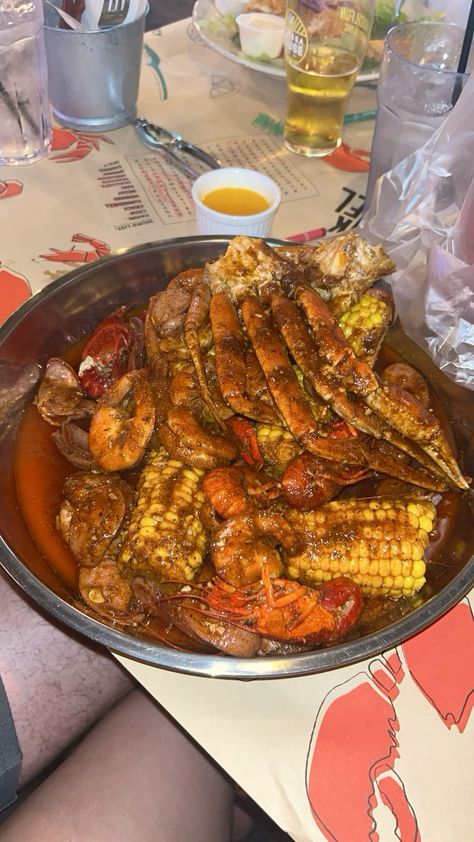 Cajun Corn, West African Food, Yummy Seafood, Seafood Recipes Healthy, Food Babe, Seafood Boil, Delicacy Food, Food Therapy, Yummy Comfort Food