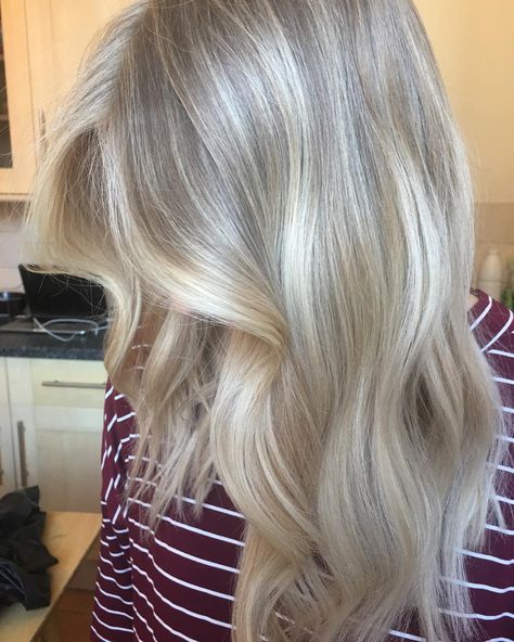 Sarah Coric on Instagram: “Creamy blonde 🍦🍦#blondehair #blonde #blondebalayage #creamyblonde” White Sand Hair, Sand Hair, Creamy Blonde, Blonde Balayage, White Sand, White Hair, Blonde, Long Hair Styles, Hair Styles