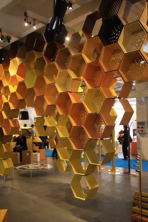 #Inspiration #Novotel Manchester Honey Comb Storage, Hexagon Interior Design, Interior Design Living Room Modern, Feature Wall Design, Modern Room Divider, Church Stage Design, Astuces Diy, Talented People, Hallway Ideas Entrance