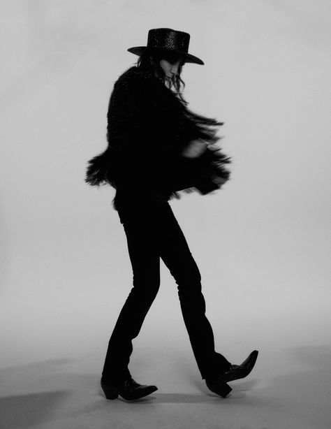 Jamie Bochert, Saddle Tramp, Chris Colls, White Editorial, Vogue Brazil, Creative Fashion Photography, Vogue Magazine Covers, Cowboy Girl, Cowgirl Aesthetic