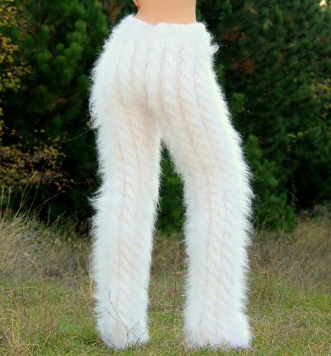 Wonderful white mohair pants!!! Mohair Pants, Knitted Leg Warmers, Knit Trousers, Hair Down, 2000s Fashion, White Outfits, Lookbook Outfits, Leg Warmers, Cable Knit