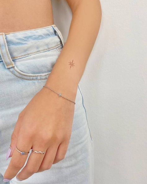 Minimalist North Star Tattoo, North Star Tattoo Wrist, Star On Wrist Tattoo, Fineline Star Tattoo, Wrist Star Tattoo, Northstar Tattoo, Line Star Tattoo, Star Wrist Tattoo, Tiny Star Tattoo