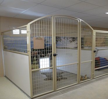 Custom Kennels, Dog Kennel Flooring, Dog Breeding Kennels, Indoor Dog Kennel, Cat Kennel, Dog Kennels, Pet Hotel, Baby Gates, Indoor Pets