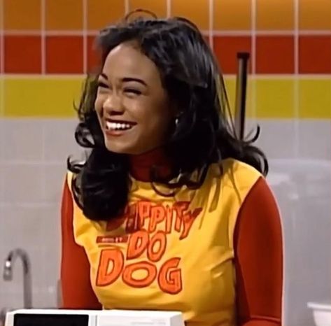 Ashley Fresh Prince Of Bel Air, Ashley Banks Edit, Ashley Fresh Prince, Ashley Banks Aesthetic, Ashley Banks Outfits 90s, Fresh Prince Outfits, Kenan E Kel, Ashley Banks Outfits, Black 90s Fashion