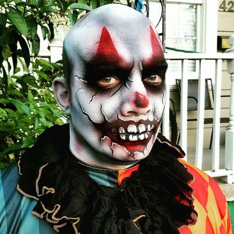 Circus Makeup Men, Clown Makeup Scary Men, Scary Clown Makeup For Kids, Mens Clown Makeup, Men Clown Makeup, Creepy Clown Makeup Male, Scary Clown Makeup Male, Scary Clown Face Paint, Clown Makeup For Men