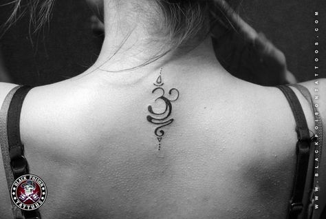 Tattoo With Shadow, Ohm Tattoo, Om Tattoo Design, Yoga Tattoos, Shadow Effect, Unalome Tattoo, Om Tattoo, Mushroom Tattoos, Foot Tattoos For Women