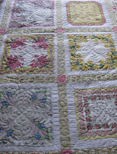 Girly Quilts, Hanky Quilt, Handkerchief Quilts, Hankie Quilts, Vintage Handkerchiefs Crafts, Handkerchief Crafts, Vintage Doilies, Quilted Wall Hanging, Vintage Hankies