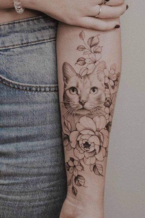 A Cat Tattoos Guide To Help You Choose The Best Tattoo Design ★ Realistic Cat Tattoo with Flowers Cat With Flowers Tattoo, Cat And Dog Tattoo, Cat Portrait Tattoos, Cat With Flowers, Elbow Tattoo, Women Drawing, Black Cat Tattoos, Tattoo Minimalist, Cat Tattoos