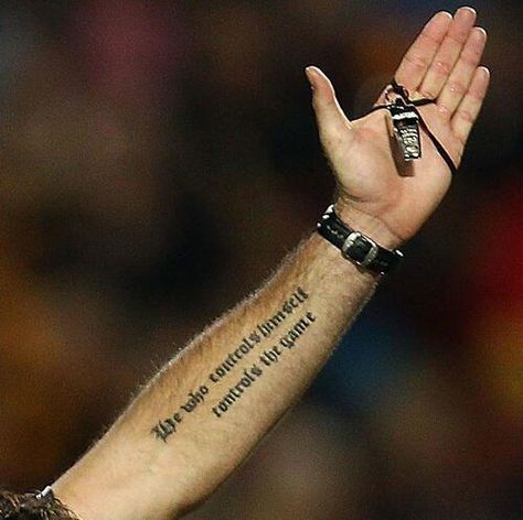 The arm of Steve Walsh - International Referee. 'He who controls himself controls the game' Enough said.. :-) www.rugbytweet.com Rugby Tattoo, Union Tattoo, Steve Walsh, Soccer Referee, Football Referee, Super Rugby, England Rugby, Six Nations, Rugby Team