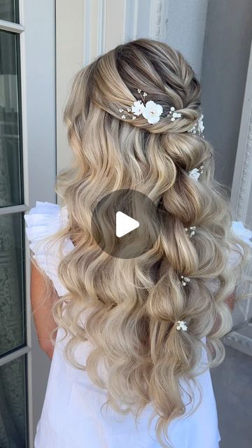 Shannon Sara Bridal Hair on Instagram: "My perfect Caitlyn 😭 she was a VISION!!  . . Caitlyn took my recommendation and got @luxyhair extensions and it took her look to the next level 🙌🏼 use code LX-SHANNONSARA for yours!! . . Makeup is @makeupbybrielle 🫶🏼 . . Small cluster accessories are @jaykaybraidsandbridal and they were perfection! . #luxyhair #luxyhairpartner #luxyhairextensions  New Jersey stylist, bridal hair, New Jersey bridal stylist, nj bride, pa bride, bride 2025, bridal hairstylist, bridal ponytail, bridal bun, boho hairstyles  #2025bride #bridesmaid #bridesmaidhair #bridehairstyle #bridehair #bridalhairtrends #bridalhair #newjerseybride #njbride #njbridetobe #njbridetobe2025 #pabride #nybride #hairstyle #hairstyles #weddinghair #trends #hairtrends" Bridal Hair With Extensions, Boho Bride Hair, Bridal Ponytail, Bridal Hairstylist, Bridal Stylist, Bohemian Wedding Hair, Luxy Hair Extensions, Event Hair, Boho Bridal Hair