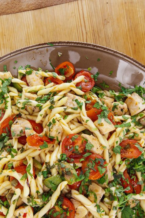 Swordfish Pasta Recipe, Swordfish Pasta, What To Serve With Swordfish, Asparagus And Tomato Pasta, Pasta With Swordfish, Swordfish Steaks With Cherry Tomatoes And Capers, Swordfish Milanese, Swordfish Recipes, Fish Pasta