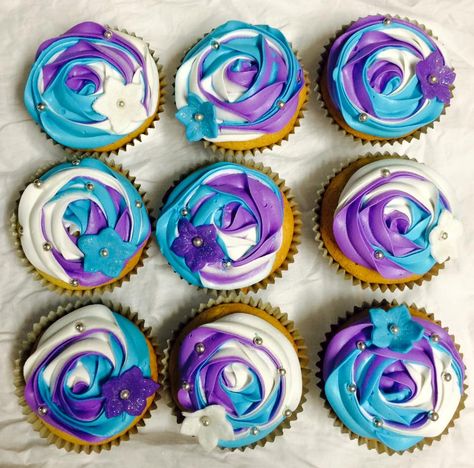 blue purple and white three toned frosting Purple And Blue Cupcakes, Midnight Wedding, Blue Purple Wedding, Purple Cups, Purple Cupcakes, Easter Snacks, Blue Cupcakes, Cupcake Cake Designs, White Cupcakes