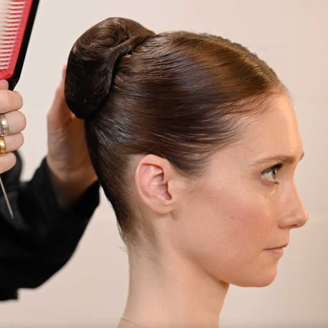 The Perfect Ballet Bun: Top 5 Tips | English National Ballet | Recreate the perfect soft classical ballet bun with these top 5 tips from Amelia Carrington-Lee, Wig Supervisor at English National Ballet. 🎥 Featuring... | By English National Ballet Perfect Ballet Bun, Dancer Hairstyles, Ballet Makeup, Dance Parents, Ballerina Hair, English National Ballet, Ballet Hairstyles, Medieval Hairstyles, Ballet Bun