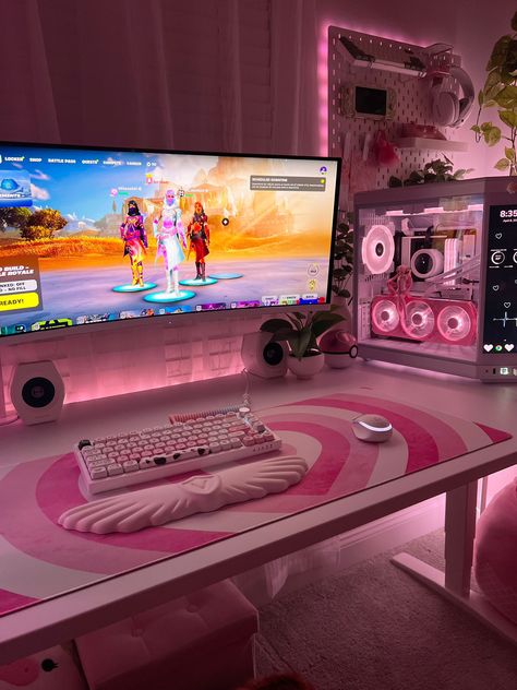 Gaming Room Setup Laptop, Gaming Room Setup With Couch, Girly Ps5 Setup, Girly Game Room Ideas, Gaming Computer Aesthetic, Girls Pc Setup, Video Gaming Aesthetic, Feminine Game Room, Pc Set Up Girl