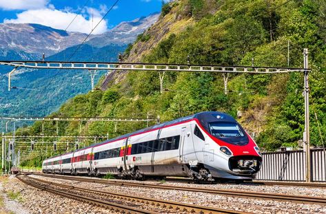 How to Travel Between Italy and Switzerland by Train Italy Honeymoon Itinerary, Switzerland By Train, Italy In The Fall, Anniversary Destinations, Italy By Train, Italy Living, Switzerland Itinerary, Train Map, Swiss Travel