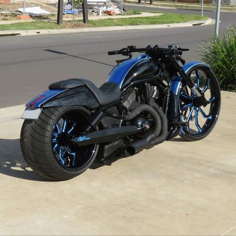 Harley-Davidson Night Rod Special “Big Wheel” by Curran Customs Vrod Custom, Harley Davidson Night Rod, Homemade Motorcycle, Night Rod Special, Мотоциклы Harley Davidson, Custom Paint Motorcycle, Diy Motorcycle, Custom Street Bikes, Bike Pictures