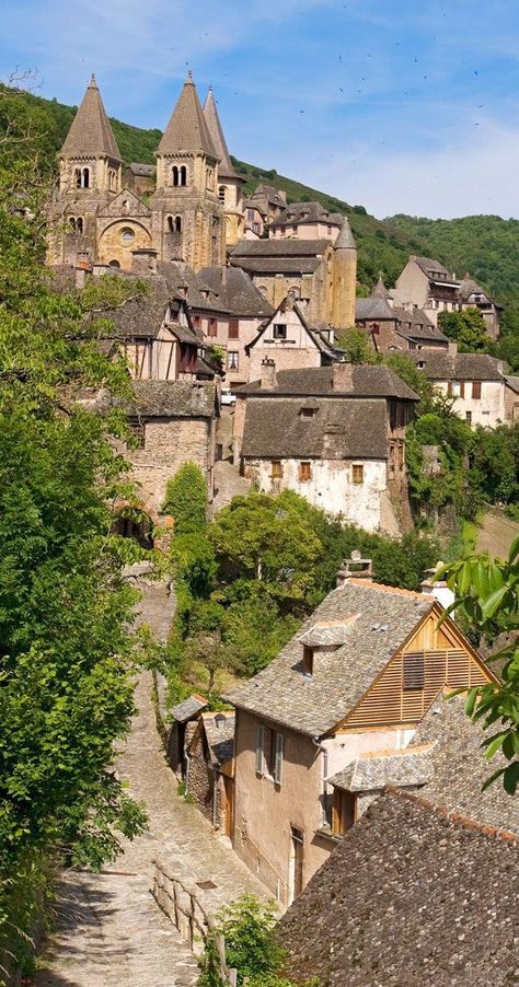 Provence, France Vila Medieval, Old Village, Visit France, Travel France, Beaux Villages, French Countryside, French Country House, Oh The Places Youll Go, France Travel