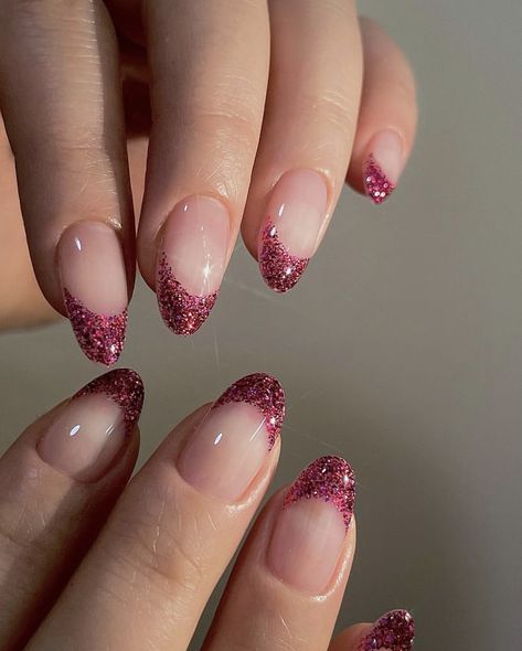 French Tip Nails Sparkle, Pink Sparkle French Tip Nails, Dark Pink French Tip Nails, Pink Glitter French Tip Nails, Nails Shorts, Grad Nails, Glitter French Nails, Almond Nails French, Bad Nails