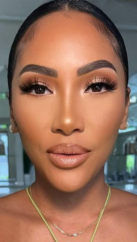 Neutral Face Makeup, Natural Glowy Eye Makeup, Neutral Wedding Makeup Black Women, Work Makeup Ideas For Black Women, Neutral Makeup Black Women, Bridal Make Up Black Woman, Full Glam Bridesmaid Makeup, Neutral Glam Makeup Black Women, Soft Natural Makeup For Black Women