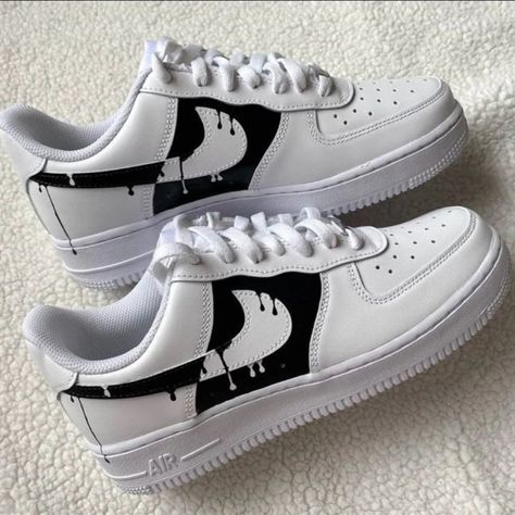 Custom Painted Black And White Drip Af1 Brand New With Box *Please Allow 7-10 Days To Ship As This Is A Custom Order* Nike Airmax 270 Women, Nike Zoom Shoes, Custom Shoes Diy, Air Force 1s, White Tennis Shoes, All Nike Shoes, Custom Air Force 1, Cute Nike Shoes, Nike Air Max For Women