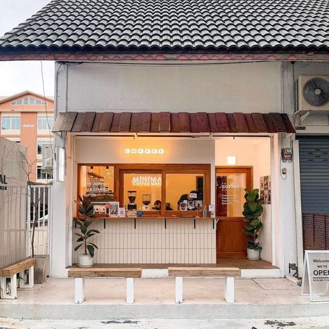 cafe good mood for a wednesday morning coffee ☕️💚 | Instagram Small Cafe Front Design, Mini Cafe Design Coffee Shops, Small Cafe Design Exterior, Cafe Board Design, Simple Cafe Design, Studio Exterior Design, Cute Cafe Design, Coffee To Go Design, Mini Cafe Design