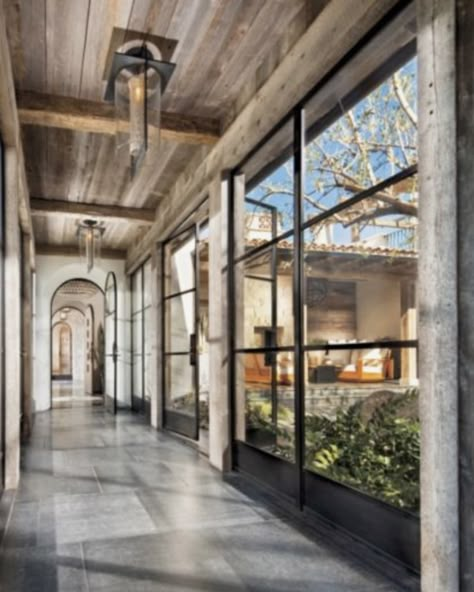 Hallway Design Ideas, Farmhouse Hallway, Italian Farmhouse, Farmhouse Architecture, Modern Rustic Farmhouse, Hallway Design, Modern Farmhouse Design, Modern Farmhouse Exterior, Home Exterior