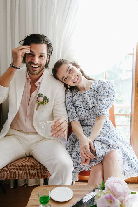 Turkish Engagement, Best Tv Couples, Turkish Women Beautiful, Intimate Wedding Ceremony, Elegant Dresses Classy, Korean Couple, Italy Wedding, Turkish Actors, Best Couple