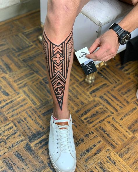 Calf Sleeve Tattoo, Leg Tattoos For Men, Geometric Tattoo Leg, Leg Band Tattoos, Tato Maori, Back Of Leg Tattoos, Forearm Band Tattoos, Band Tattoo Designs, Polynesian Tattoo Designs