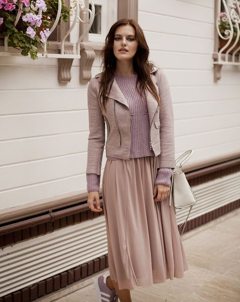 Viktoriya S. - DUSTY PURPLE Dusty Purple Outfit, Blush Leather Jacket, Fall 2016 Outfits, Purple Outfit, Wardrobe Planning, Glad Rags, Purple Outfits, Dusty Purple, Soft Summer