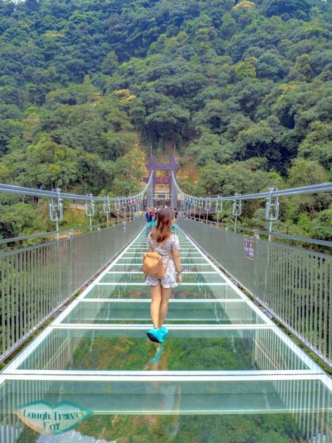 Beautiful Place In The World, Places In Usa, Zhangjiajie, World Most Beautiful Place, Dream Vacations Destinations, Pedestrian Bridge, Places In The World, Nightlife Travel, Most Beautiful Cities