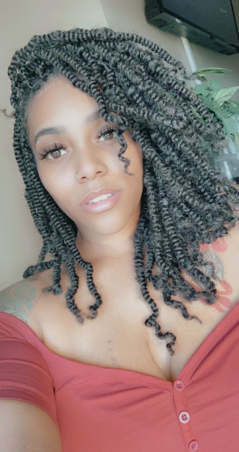 Twists Hairstyles, Black Women Hair, Protective Hair, Spring Twists, Hair Medium, African Braids Hairstyles, African Braids, Crochet Hair, Brazilian Human Hair