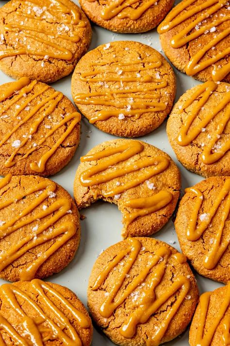 SOFT-BAKED CHEWY CHAI COOKIES WITH MAPLE GLAZE Chai Cookies Recipe, Chai Cookies, Soft Bakes, 20 Minute Recipes, Dairy Free Eggs, Flaky Salt, Maple Glaze, Holiday Cookie Recipes, Chocolate Chunk Cookies