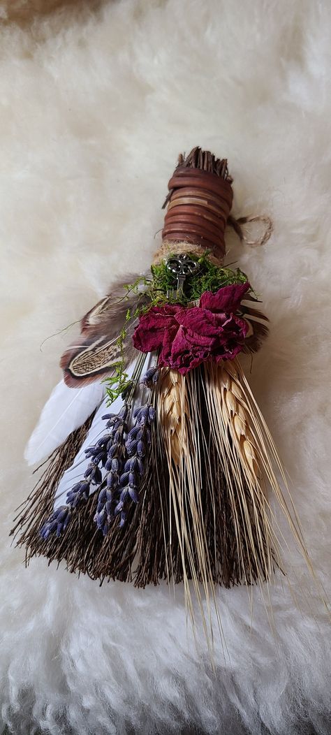 Witch Brunch, Witch Besom, Salem Apothecary, Fall Festival Crafts, Dried Flower Decor, Pagan Nature, Yule Crafts, Stick Wreath, Halloween Witch Brooms