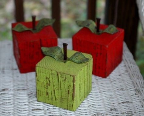 4x4 Crafts, 2x4 Crafts, Fruit Table, Apple Kitchen, Apple Decor, Ribbon Paper, Fall Wood Crafts, Wood Apples, Scrap Wood Crafts