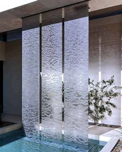 Glass Waterfall Wall Indoor, Waterfall Interior Design, Indoor Fountain Ideas Living Rooms, Indoor Fountain Ideas, Glass Water Fountain, Water Fountains Indoor, Waterfall Indoor, Homemade Water Fountains, Indoor Waterfall Wall