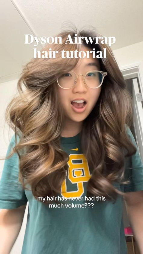 by @sunnyskim on TikTok 

She said that the hairstyle lasted all day and then loose waves for the next 2-3 days!

#dyson #hairstyles #hairtutorial #blowout #affiliate Dyson Hairstyles, Tiktok Hairstyles, Blowout Hair Tutorial, Trendy Tiktok, Dyson Airwrap, Loose Waves Hair, Hairstyles For Layered Hair, Blowout Hair, Hair Stylist Life