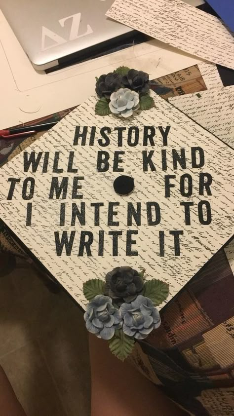 13 Graduation Cap Ideas For Mass Comm Or Journalism Majors College Graduation Cap Ideas, Education Graduation Cap, Grad Cap Ideas, Teacher Graduation Cap, Funny Graduation Caps, Journalism Major, Graduation Cap Ideas, Son Birthday Quotes, College Grad Cap Ideas