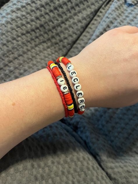 Charles Leclerc inspired bracelet based on Ferrari's F1 2023 car.  The colours will be the same as in the image. If you want these changed, please let me know in the personalization box below.  The bracelets are available in small, medium and large. Custom sizes are available which can be put in the personalization box as well. If no size is selected the bracelets will be made the average size 17/18 (medium). Ferrari Friendship Bracelet, F1 Beaded Bracelets, Formula One Bracelet, Cars Bracelet, Charles Leclerc Bracelet, F1 Bracelet Ideas, Formula 1 Bracelet, Ferrari Bracelet, F1 Bracelet