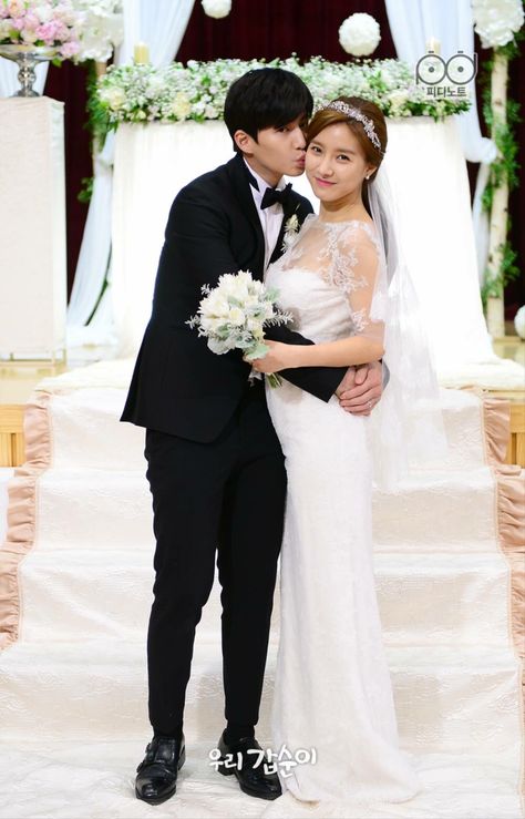 Wgm Couples, Korean Oppa, Prewedding Photo, Song Jae Rim, Kim So Eun, Ship Sailing, Couples Songs, We Get Married, Married Couples