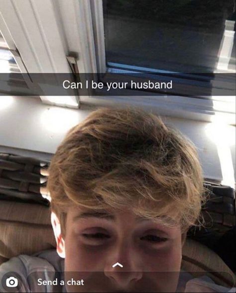 Boyfriends Snap, Cute Snaps To Send, Send To Crush, Snaps To Send, To Send To Your Crush, Send To Your Crush, Cute Snaps, Boyfriend Advice, Funny Snaps