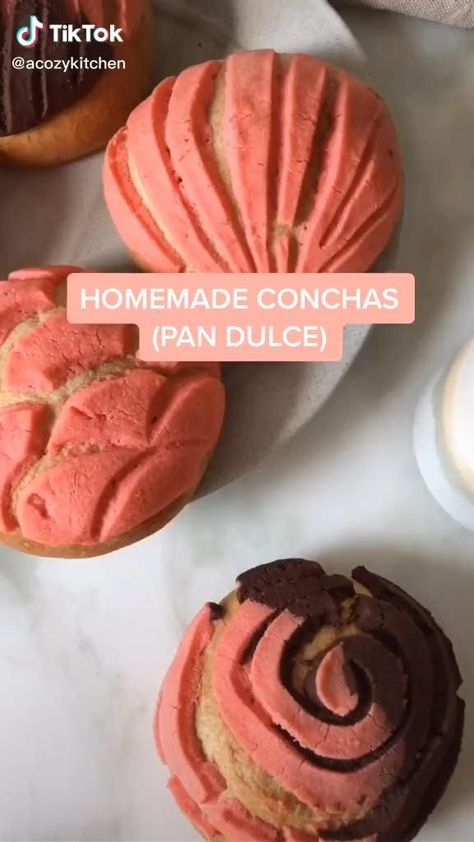 Do you want to start making homemade pastries for breakfast or snacks? Do you also like artsy and creative looking pastries? Watch this Easy Homemade Conchas (Pan Dulce) Recipe Food TikTok by… More Pan Dulce Recipe, Conchas Pan, Optavia Lean And Green Recipes, Optavia Lean And Green, Mexican Sweet Breads, Lean And Green, Mexican Dessert Recipes, Green Recipes, Homemade Pastries