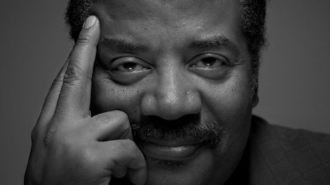 Neil DeGrasse Tyson's foray into television with the reboot of Cosmos last year has led to another show about science. Today the National Geographic Channel said that it's tapping Tyson for what... Neil Tyson, Neil Degrasse Tyson, Late Night Talks, Jurassic World Dinosaurs, Best Moments, Science Facts, Fun Science, Chorus, Late Night