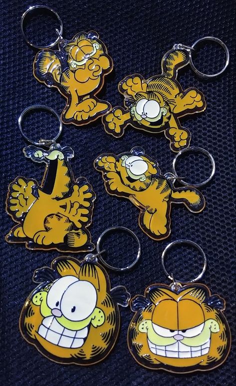 Garfield Profile Picture, Garfield Necklace, Garfield Accessories, Garfield Keychain, Garfield Stuff, Fat Orange Cat, Garfield Pictures, Garfield Images, Garfield The Cat