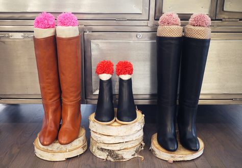 Keep your boots standing tall (even in the summer season) with these DIY boot stuffers. Here, fabric covers the neon colors and an adorable pom pom is the cherry on top top. Shoe Organization Diy, Boot Tree, Boot Shaper, Diy Shows, Pom Pom Pillows, Boot Stand, Clothes Closet Organization, Diy Pom Pom, Pool Noodles