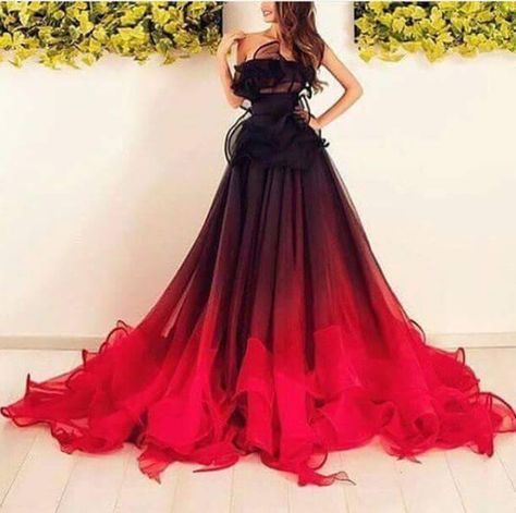 Wedding dress idea but in Black and Purple. <3<3 Black Lace Wedding Dress, Black Lace Wedding, Ombre Prom Dresses, Prom Dresses Long Pink, Prom Dresses 2016, Hallowen Costume, Ombre Dress, Unique Prom Dresses, Dress Images