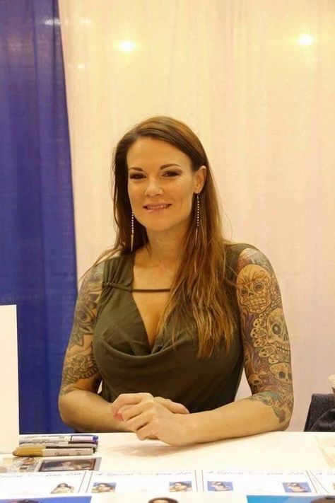 Amy Dumas (aka "Lita") Amy Dumas, Wwe Lita, Wwe Trish, The Hardy Boyz, Wwe Female Wrestlers, Wwe Girls, Hardy Boys, Wrestling Superstars, Wrestling Divas