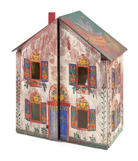 Peter Hunt painted the folk art on this dollhouse in 1941 | HeraldNet.com Peter Hunt, Hunting Painting, Arte Folk, Wooden Serving Tray, Folk Art Dolls, Cardboard House, Dolls House Interiors, Hand Painted Decor, Old Boxes