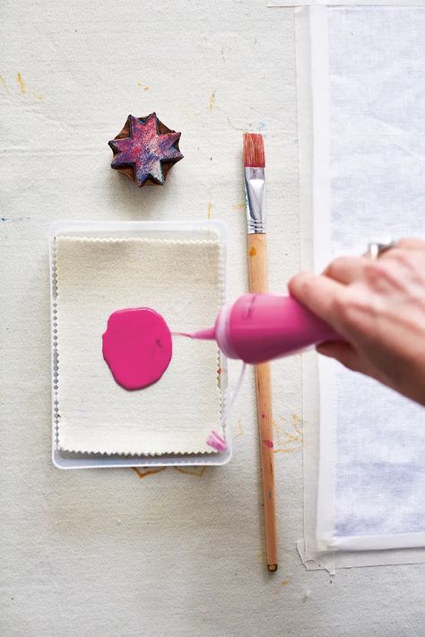 Potato Stamps Diy Block Prints, Fabric Block Printing Diy, Wood Block Printing Diy, Block Printing Tutorial, Block Print Fabric Diy, Block Print Diy, How To Block Print On Fabric, Diy Block Print Curtains, Block Stamping Ideas