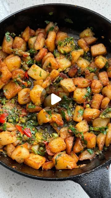 Fatimah Omran | Cooking and Baking on Instagram: "Batata Harra. A crispy Lebanese potato dish cooked with garlic, coriander, chilli and lemon. 

Usually served an entree but today it’s my main meal. 

Have you had it before? 

#lebanesefood #batataharra" Lebanese Hot Mezza, Lebanese Potatoes Recipe, Indian Potatoes, Batata Harra, Arabic Recipes, Desi Food, Middle Eastern Food, Lebanese Recipes, Interesting Recipes