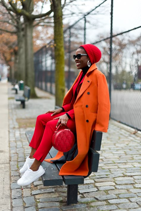 Orange Coat, Color Blocking Outfits, Orange Outfit, Red Pants, Black Women Fashion, Sporty Chic, Colourful Outfits, Protective Styles, Outfits Casuales